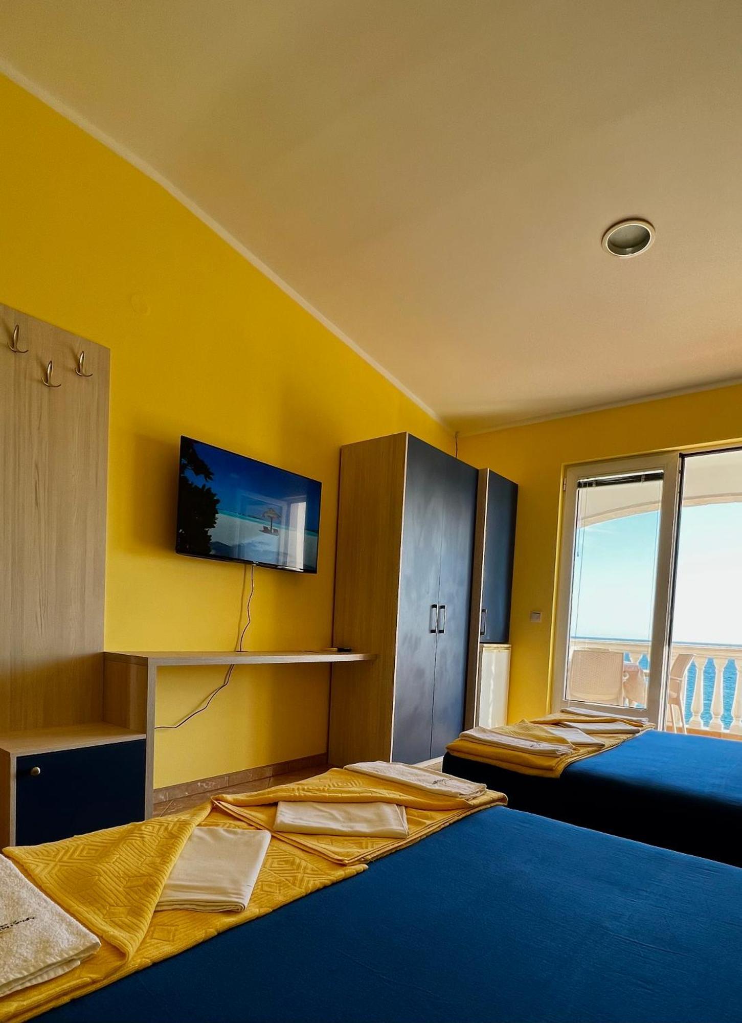 Apartmani Luksic Sutomore Exterior photo