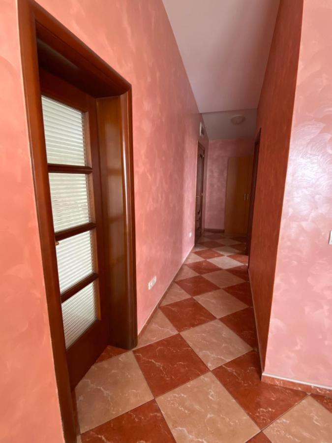 Apartmani Luksic Sutomore Exterior photo